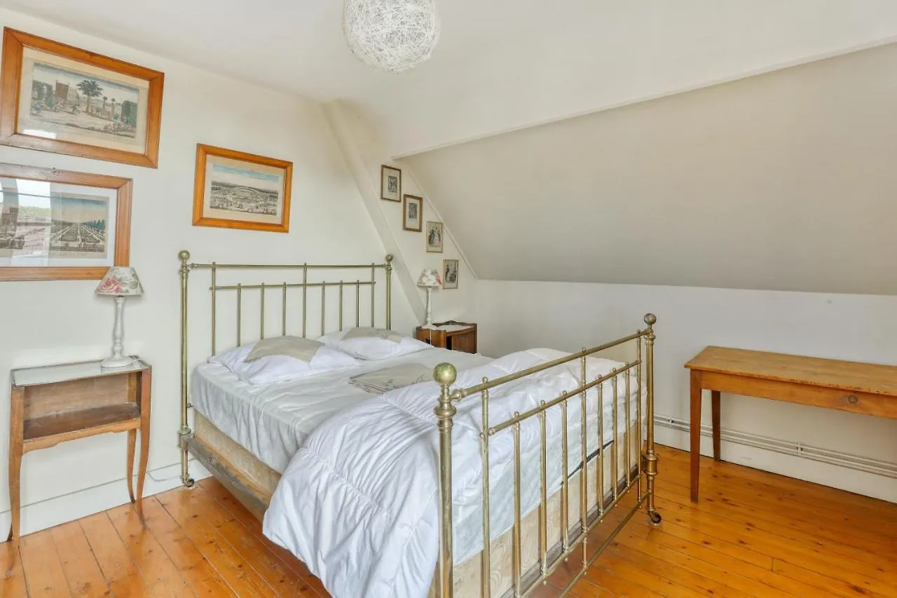 Villa Confortable Avec Piscine Privee A Lucenay-Les-Aix