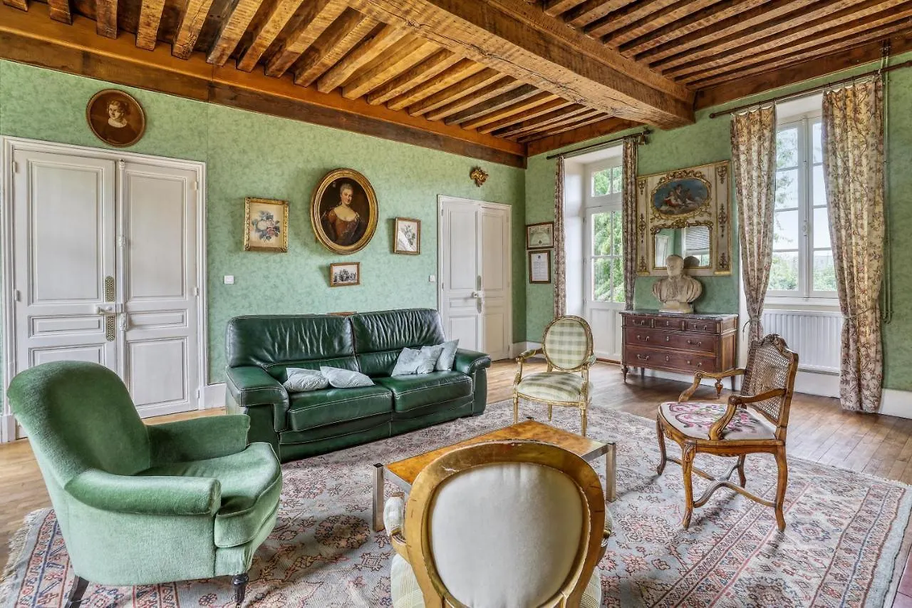Villa Confortable Avec Piscine Privee A Lucenay-Les-Aix