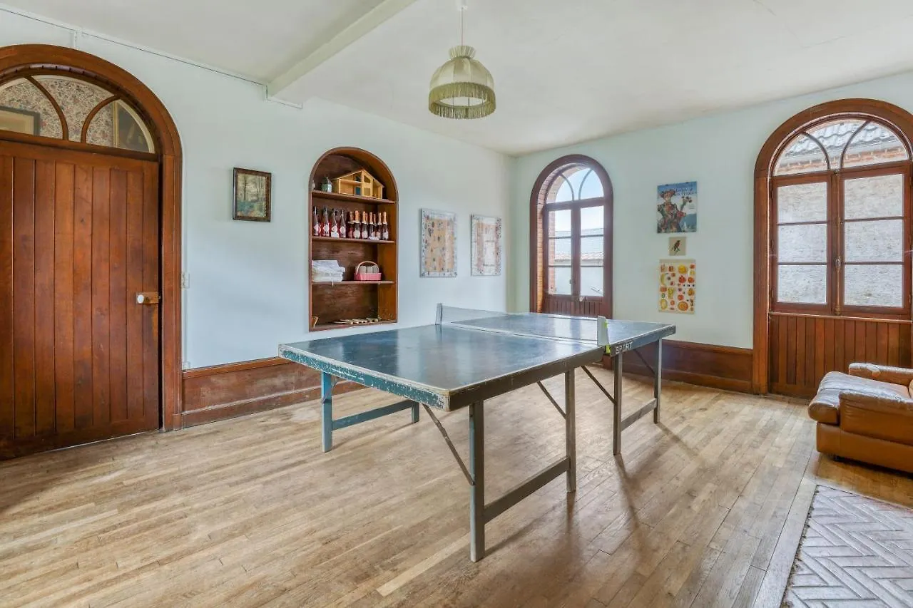 Villa Confortable Avec Piscine Privee A Lucenay-Les-Aix