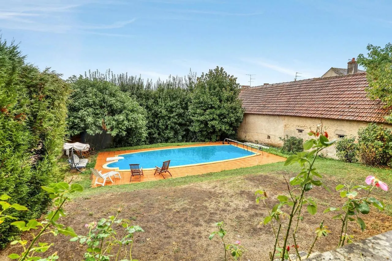 Villa Confortable Avec Piscine Privee A Lucenay-Les-Aix
